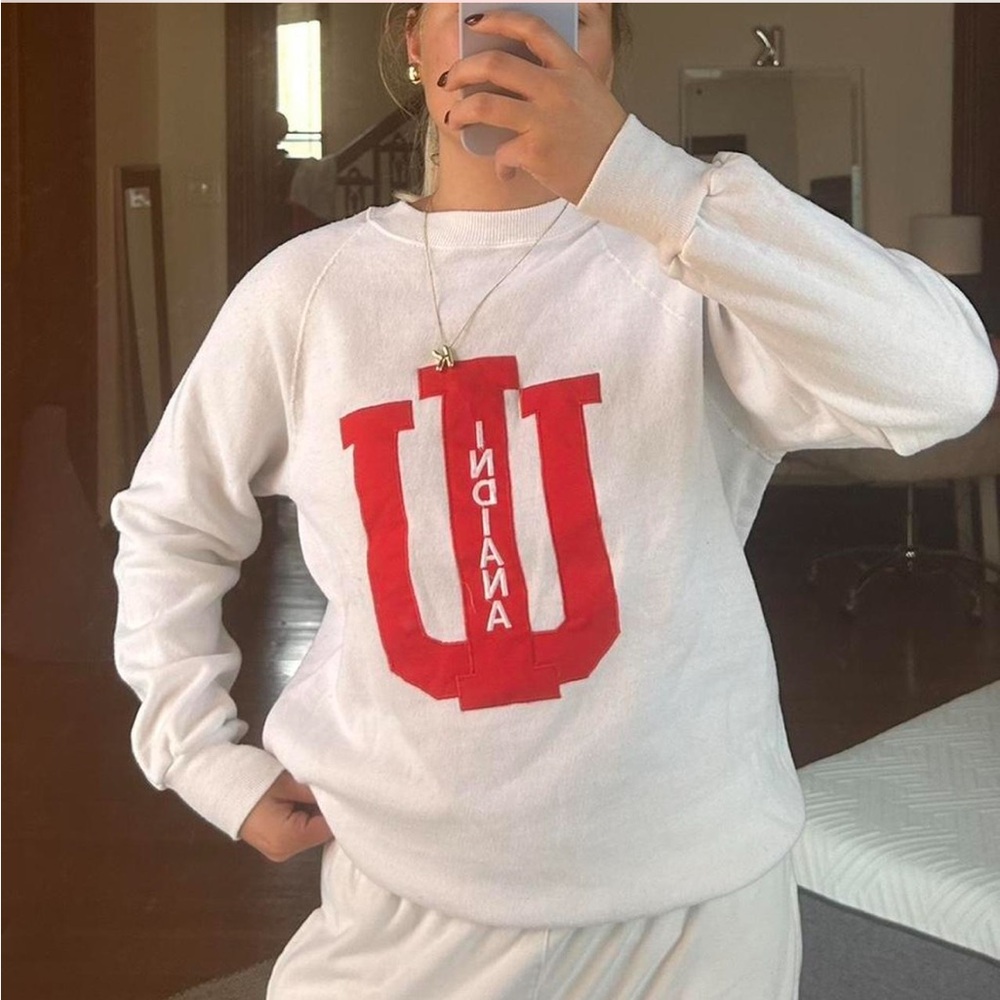 Vintage white Indiana university sweatshirt